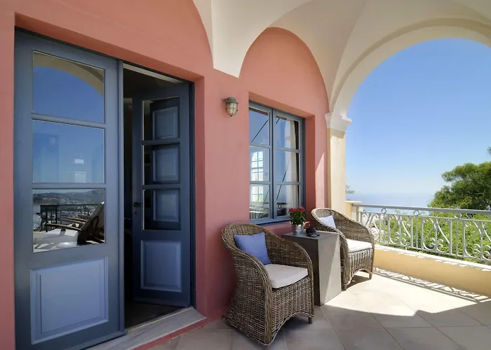 Archipel Mansion Villa *