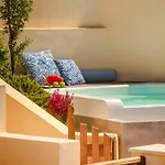 Archipel Mansion Villa *