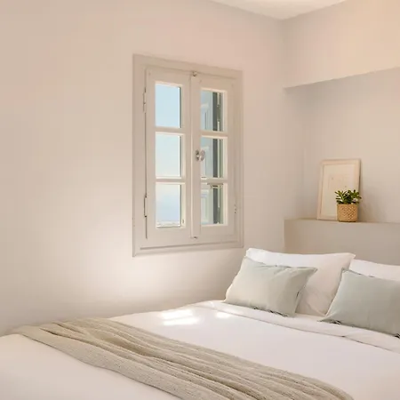 Archipel Mansion Villa Fira (Santorini)