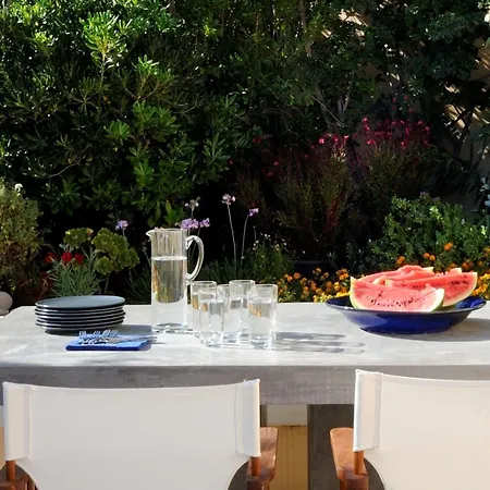 Archipel Mansion Villa Fira (Santorini)