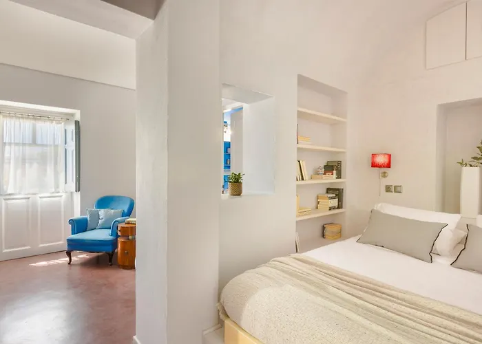 Archipel Mansion Villa *