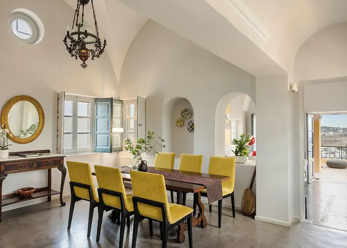 Archipel Mansion Villa Fira (Santorini)